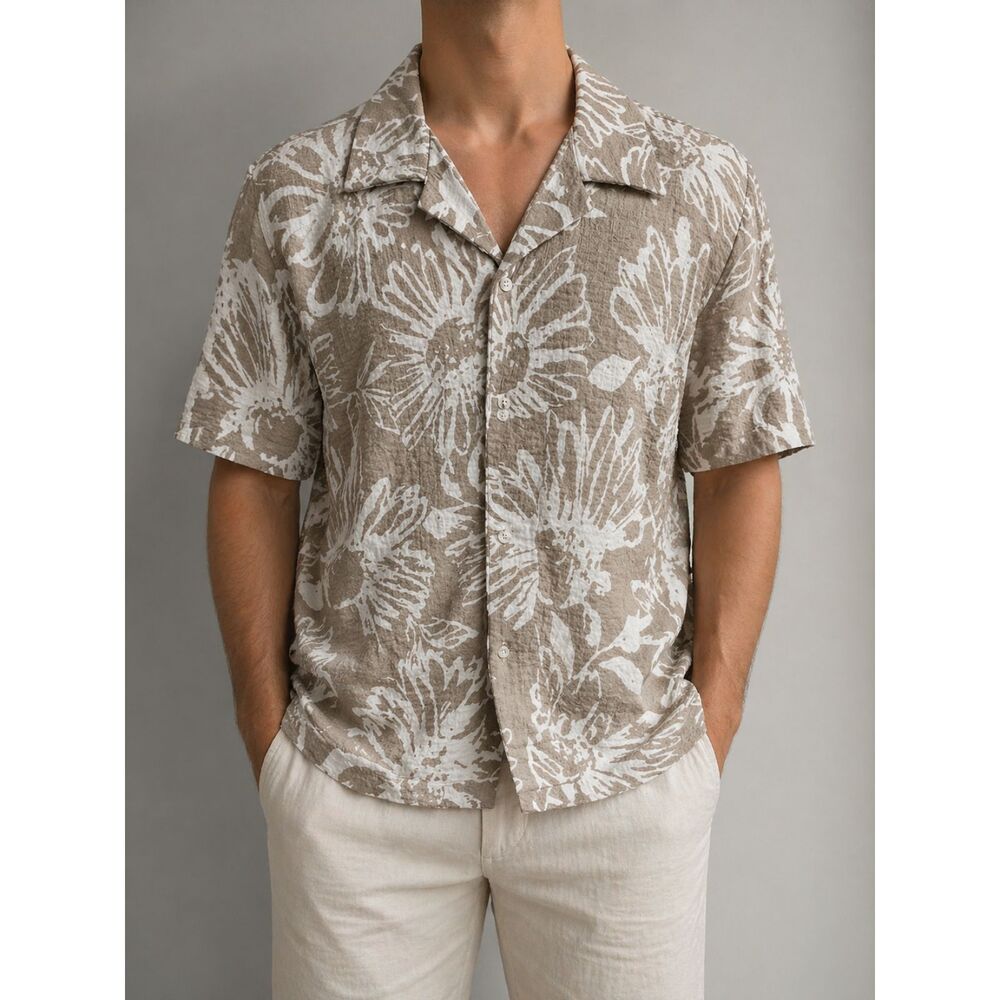 Valor Collective Floral Camp Collar Shirt XL Beige White Short Sleeve Button-Up